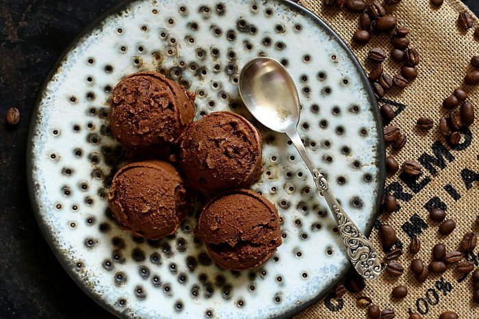 Orzeźwiający sorbet kawowy