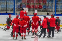 Polscy hokeiści zagrają o awans i 500 tys. złotych premii