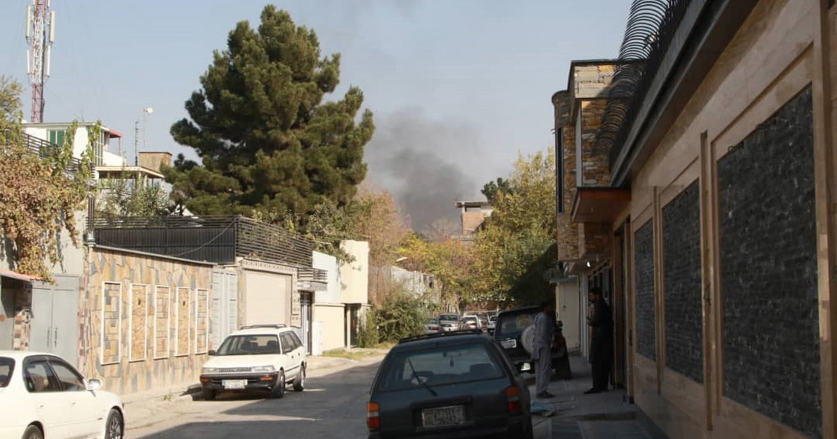 Afganistan.  Explozii și împușcături în apropierea unui spital din Kabul