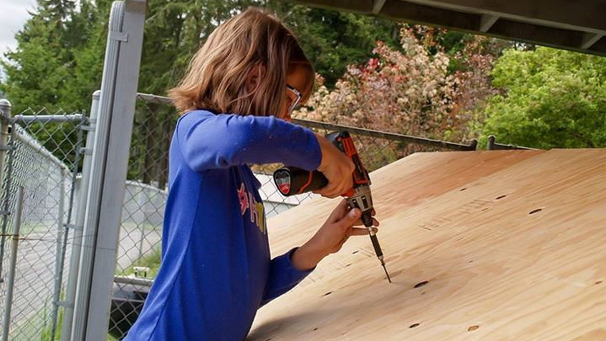 9-letnia Hailey Ford podjęła się trudnego zadania. Dziewczynka postanowiła, że będzie budować niewielkie domki mieszkalne dla bezdomnych.