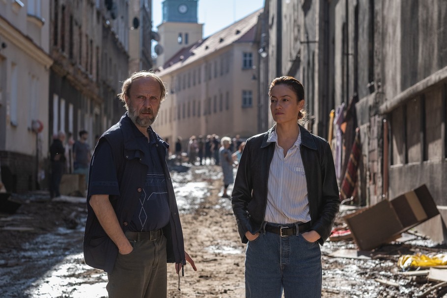 „Rojst '97”. Recenzja serialu z platformy Netflix. - Kultura - Newsweek.pl