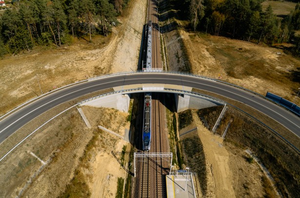 Rail Baltica_ trasa E75