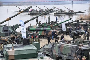 Za dwa dni kończą się ćwiczenia Dragon-24. Wniosek? Potrzeba takich więcej