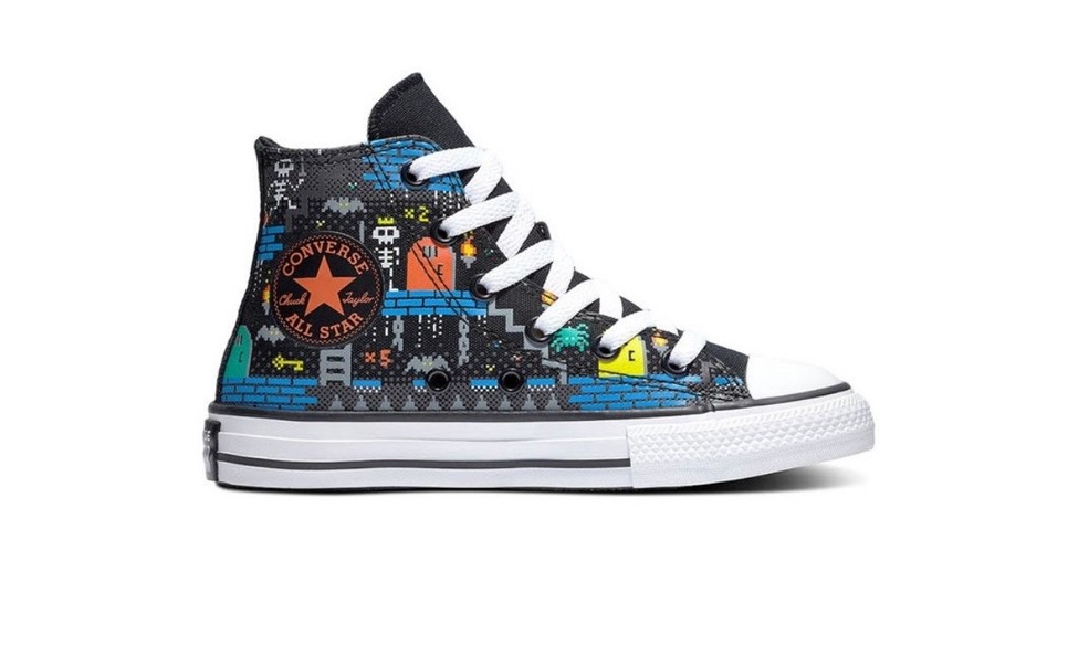 Ha vászoncipő, akkor Converse!