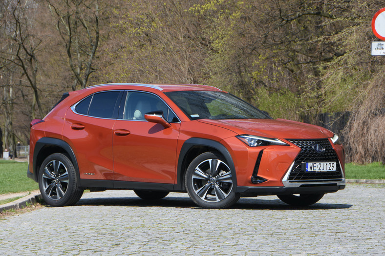 Lexus UX 250h