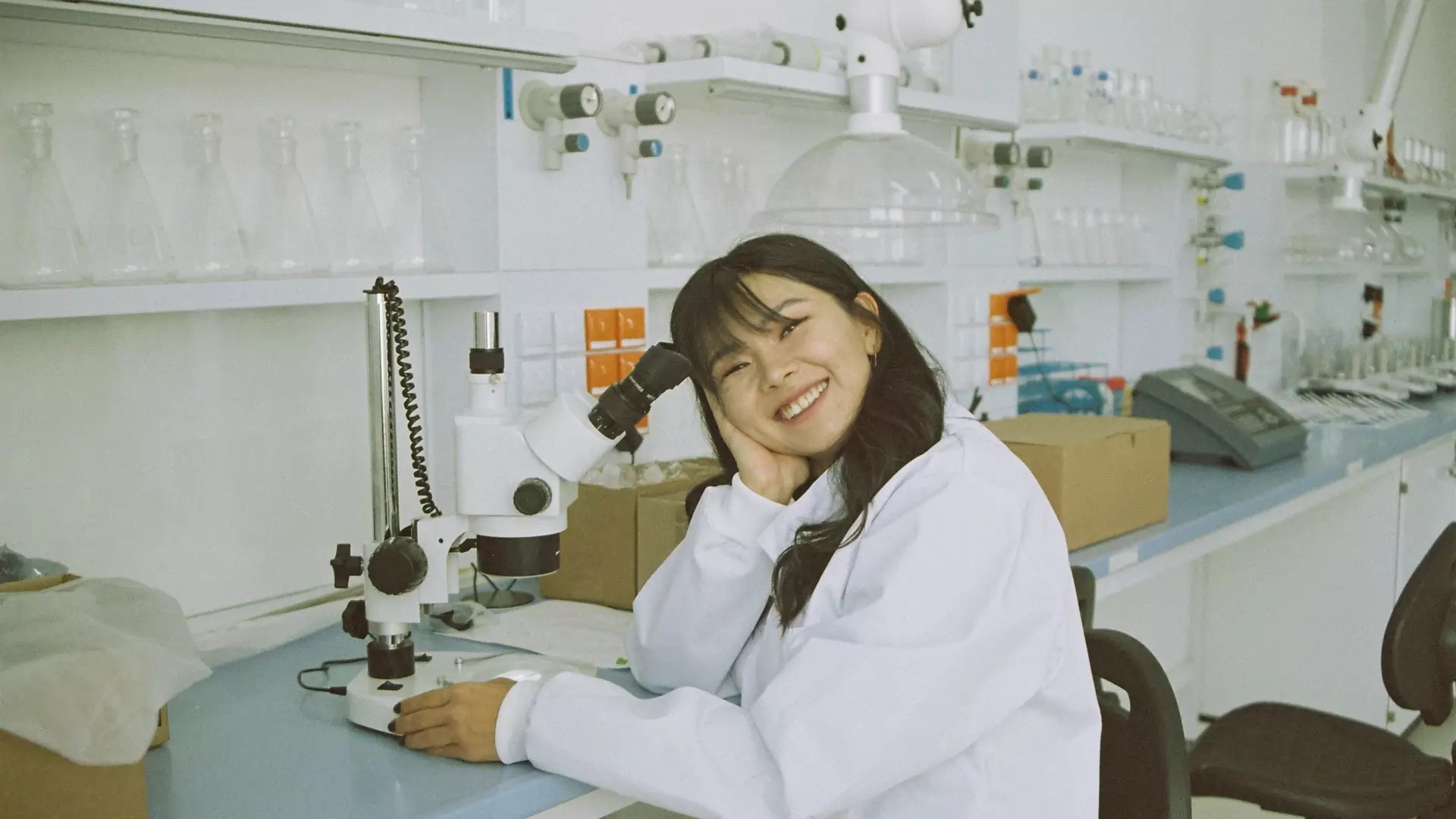 Czy twoja córka ma takie same szanse na bycie naukowczynią jak twój syn, by być naukowcem? 