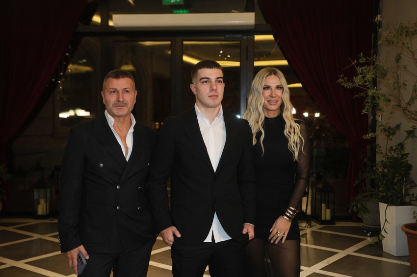 Vesna i Đole sa sinom