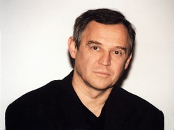 Marek Kondrat już tak nie wygląda. Internauci: Staruszek jak Hopkins [WIDEO]