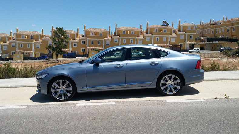 Volvo S90