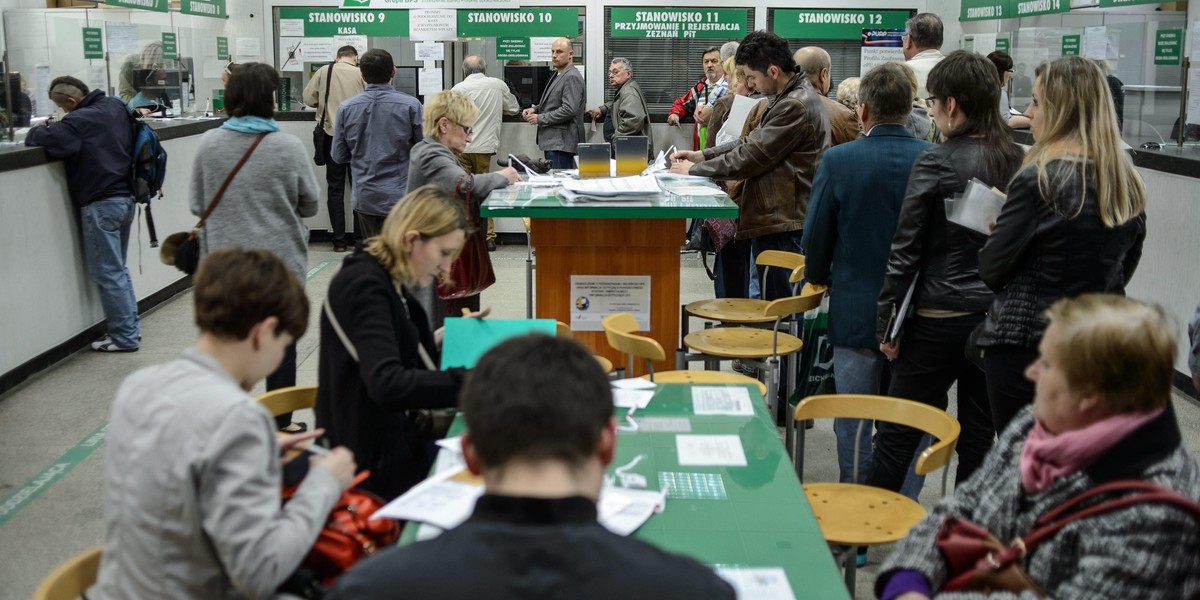 Zwrot podatku. Kiedy skarbówka odda pieniądze?