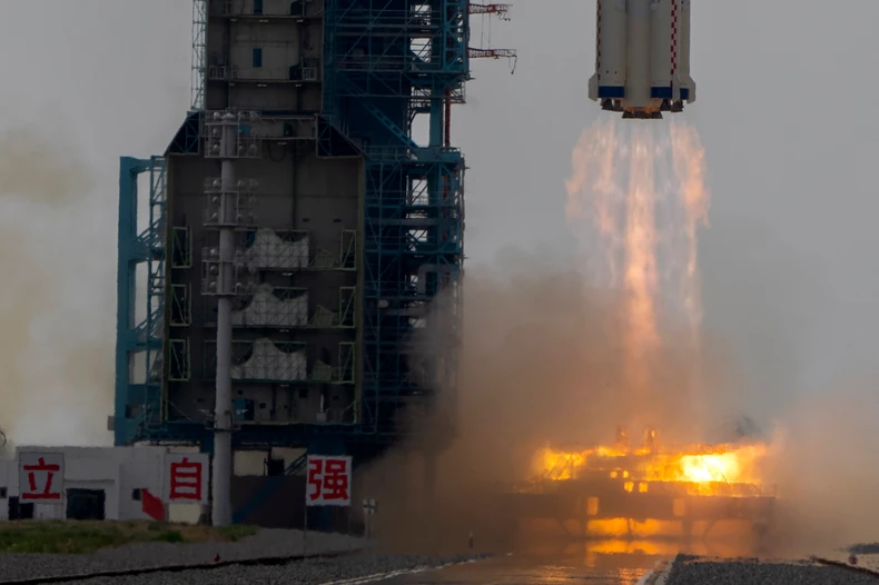 Kina lansirala svemirski brod Šendžou-16