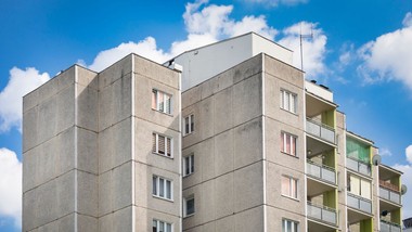 nadchodzi krytyczny moment dla bloków z wielkiej płyty. eksperci ostrz