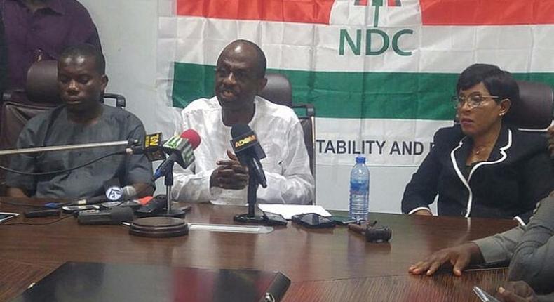 General Secretary of NDC, Asiedu Nketia (Middle)