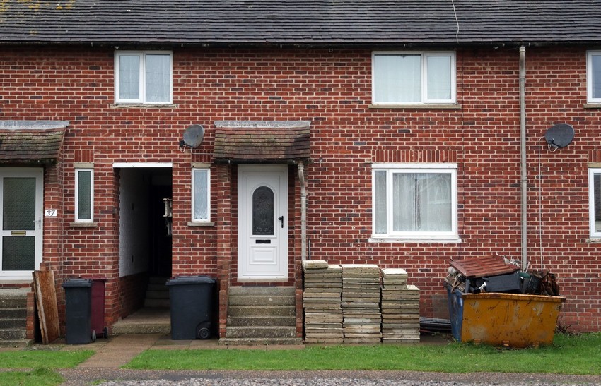 Kuća porodice Tomson - Stiv planira da od dobitka kupi veći dom