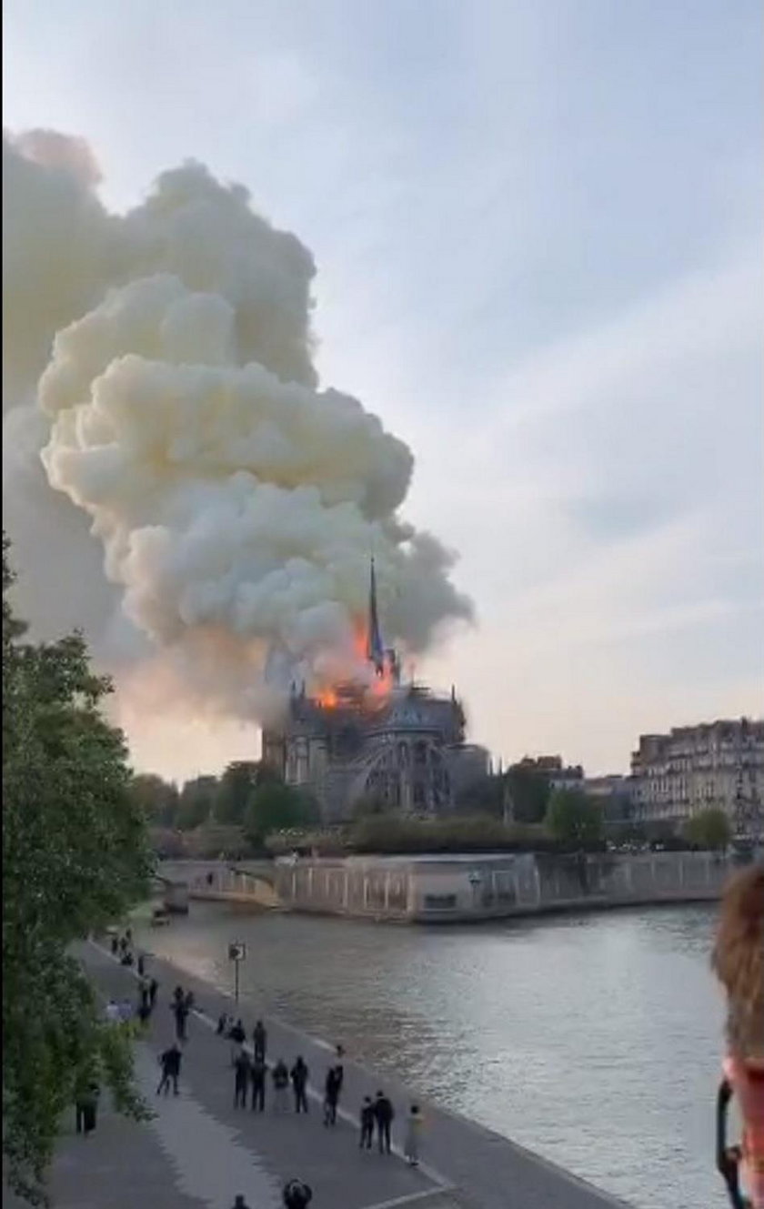 Pożar katedry Notre Dame w Paryżu