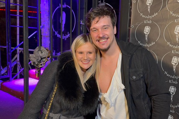 "HTEO SAM DA BUDE MUŠKO, DA IMAM SINA FUDBALERA" Muž Aleksandre Bursać slavi rođenje ćerke, SESTRA PEVAČICE GA ISCEPALA! Otkrio da li je upoznao PARTNERA MILICE TODOROVIĆ (VIDEO)