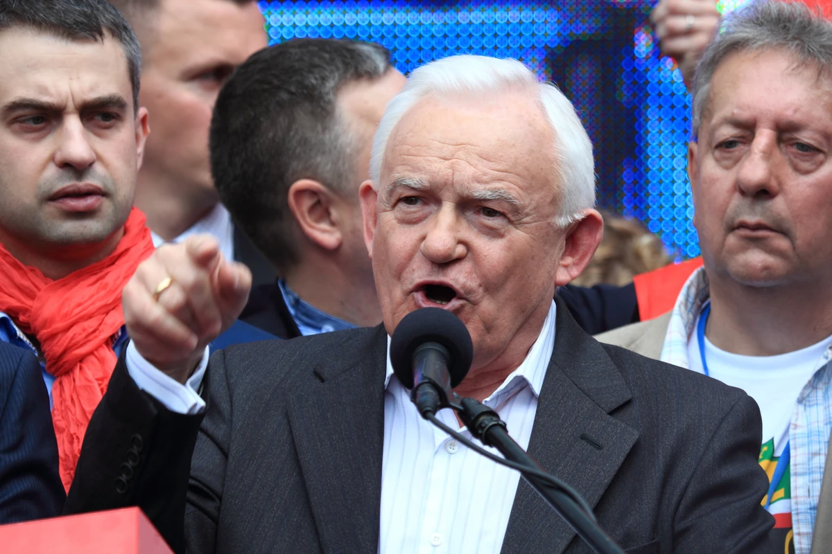 Leszek Miller ujawnia, kogo poprze w wyborach prezydenckich. "Nawet gdyby przejechał zakonnicę w ciąży..."