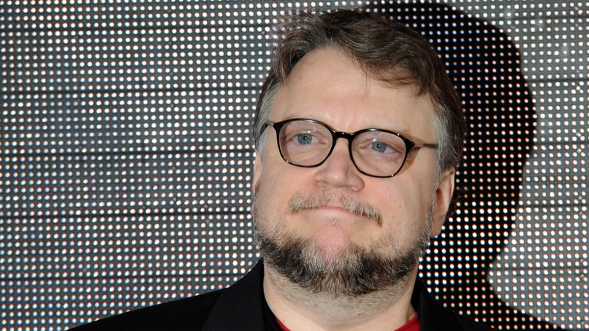 Guillermo del Toro chce na nowo zekranizować opowieść o Frankensteinie z Benedictem Cumberbatchem w roli głównej.