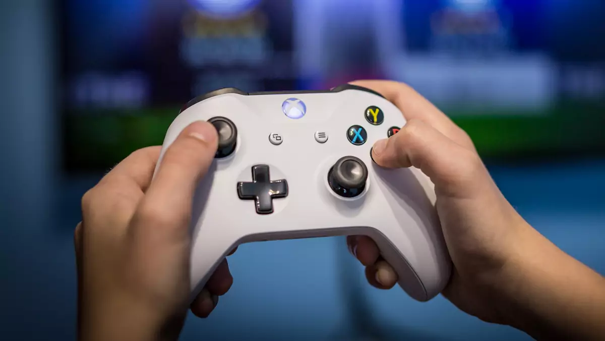 W listopadzie Microsoft wprowadzi nowe zasady podłączania akcesoriów do konsol Xbox