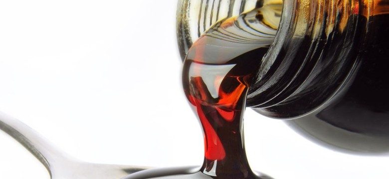 Popularny syrop wycofany. Ryzyko dla osób z obniżoną odpornością