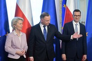 Przewodnicząca Komisji Europejskiej Ursula von der Leyen, prezydent Andrzej Duda i premier Mateusz Morawiecki 