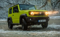 Suzuki Jimny najlepszym autem 4x4 2020. Skoda i Jeep dały popis