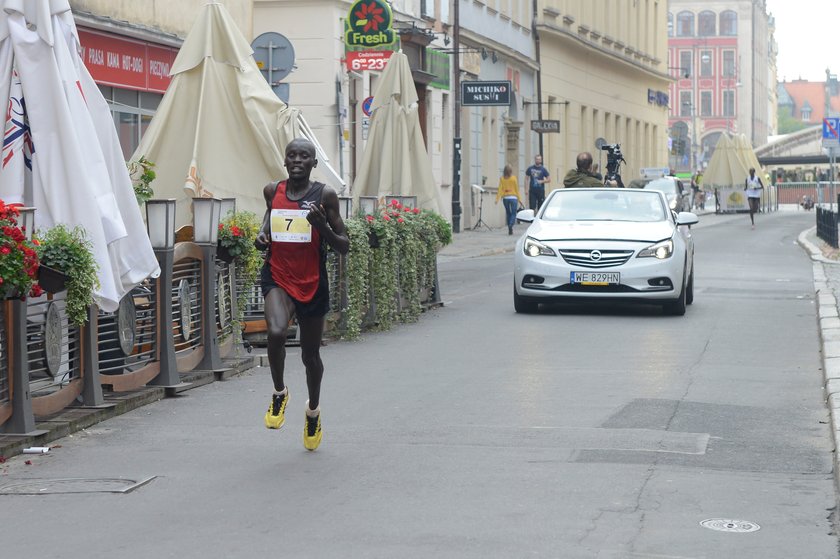 Kenijczyk Felix Kipkorir Kangogo we Wrocławiu