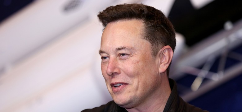 Musk zrezygnuje z Twittera po sondzie? "Jak tylko znajdę kogoś wystarczająco głupiego..."