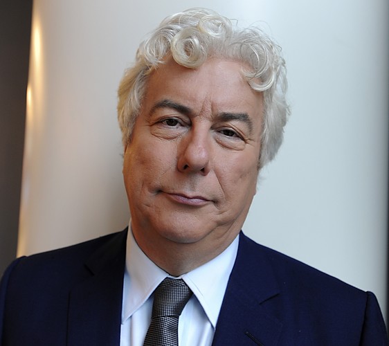 Ken Follett. 14 mln dolarów. W ostatnim czasie głównym źródłem dochodów autora są pierwsze dwa tomy 