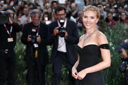 Scarlett Johansson będzie mamą i żoną (po raz drugi)