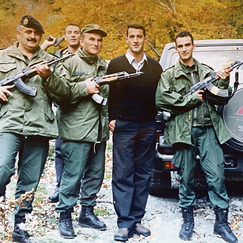 Ratna slika Dauta Haradinaja i njegove grupe