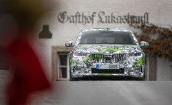 Nowa Skoda FABIA wjeżdża do Polski. Tak Czesi podkradają bajery z Volkswagena