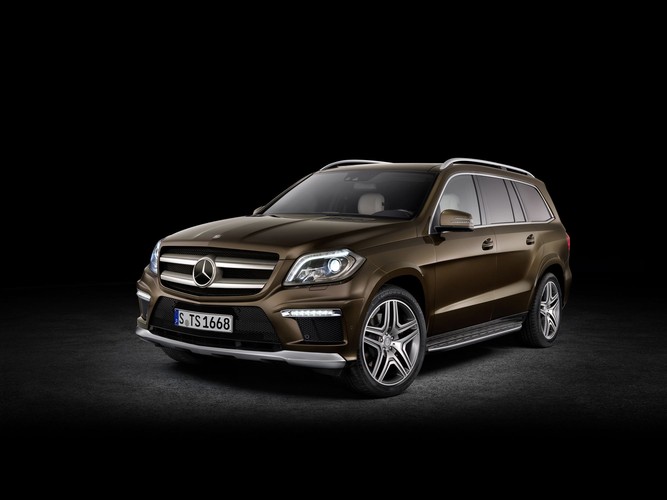Mercedes GL 350 BlueTEC 4MATIC - zdjęcie ilustracyjne