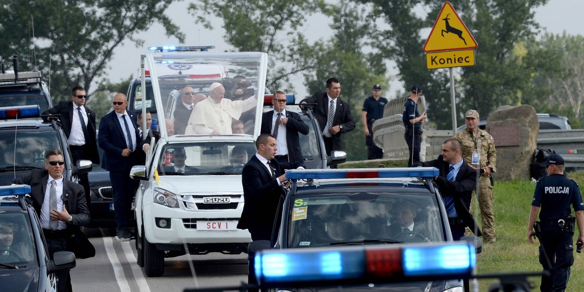 1200 km z papieżem. BOR podsumowuje ŚDM