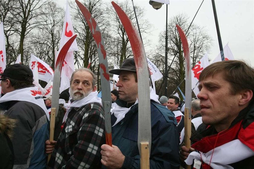 Zbrojeniówka wyszła na ulicę