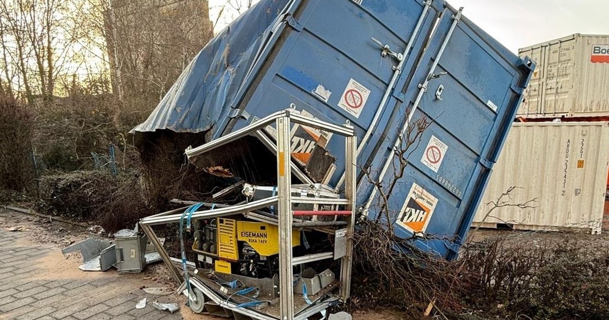 Chcieli usunąć bombę z czasów II wojny światowej. Osiedle to teraz pobojowisko
