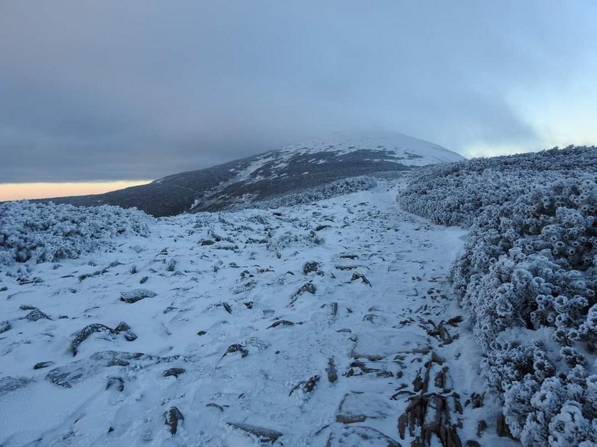 Atak zimy w górach. Odczuwalna temperatura to minus 35 stopni