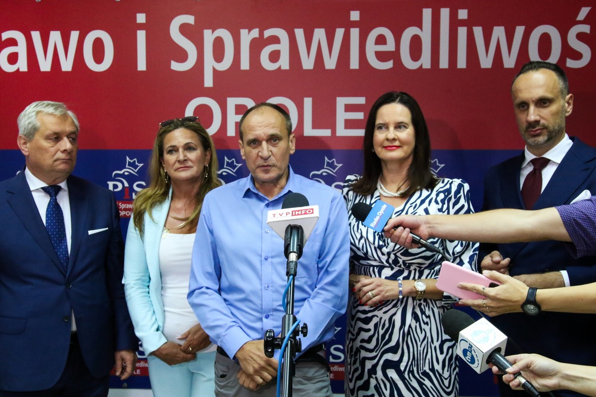 Paweł Kukiz, Janusz Kowalski, Katarzyna Czochara, Violetta Porowska, Sławomir Kłosowski
