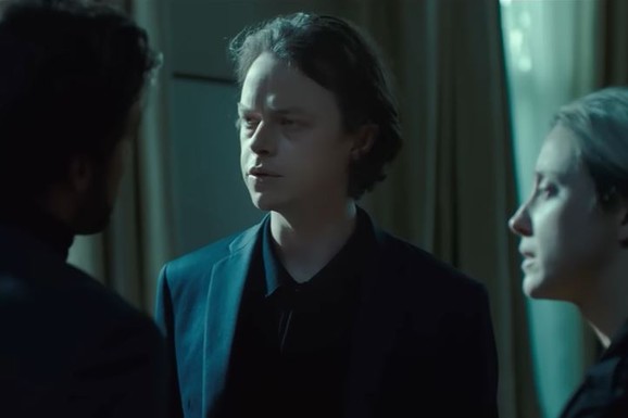 NEVEROVATNE MINI-SERIJE KOJE SU PROŠLE ISPOD RADARA: 8 poslastica za vikend bindžovanje koje će vas držati prikovanim za ekran