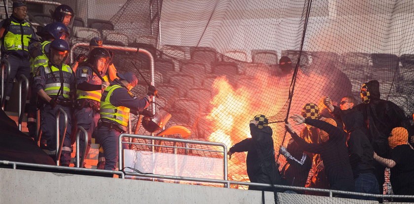 Przerażające sceny w trakcie meczu. Kibole podpalili stadion, a potem starli się z policją [WIDEO + ZDJĘCIA]