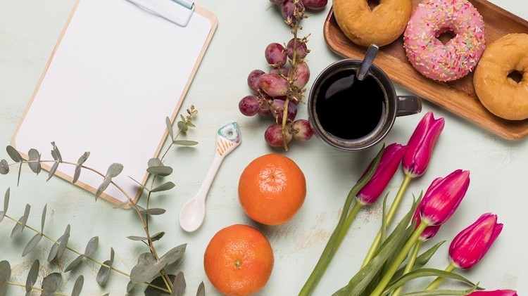 Ako zladiť jedlo a pohyb s prirodzenými fázami ženského tela.