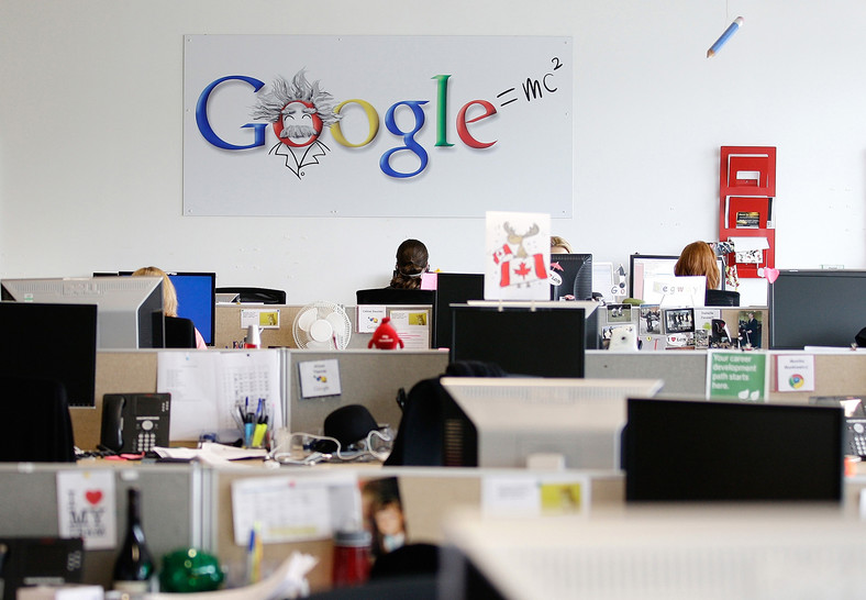Wnętrze głównej siedziby Google w Londynie w Wielkiej Brytanii.