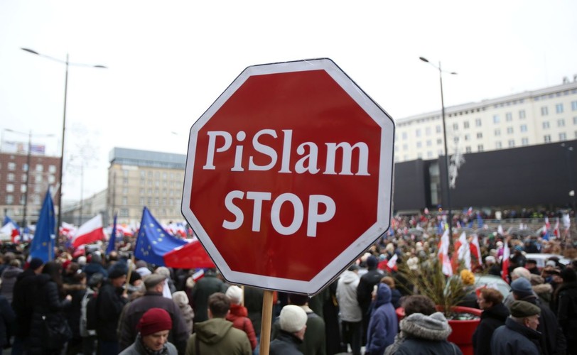 Demonstracja KOD w Warszawie