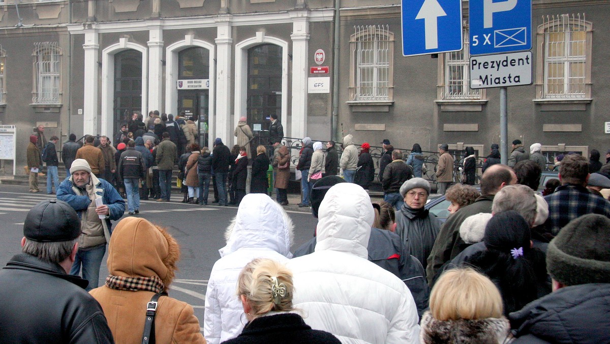 SZCZECIN KOLEJKA WYMIANA DOWODÓW OSOBISTYCH