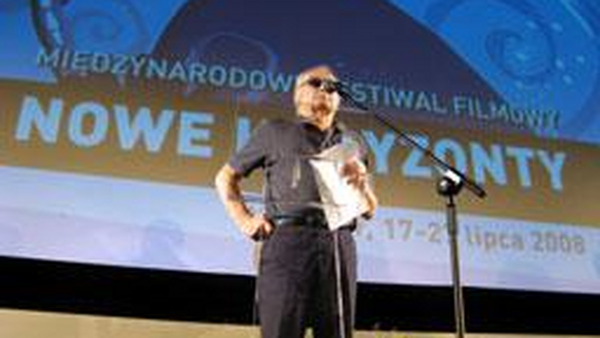 Dostrzeżona w Cannes minimalistyczna opowieść "Cztery noce z Anną" w reżyserii Jerzego Skolimowskiego otworzyła 8.