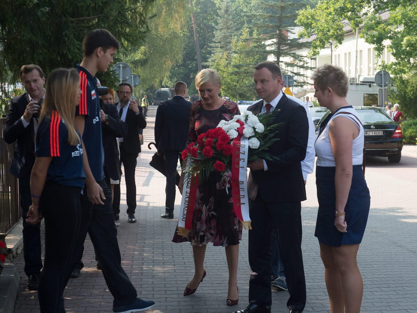 Para prezydencka złożyła w Spale hołd tragicznie zmarłej mistrzyni