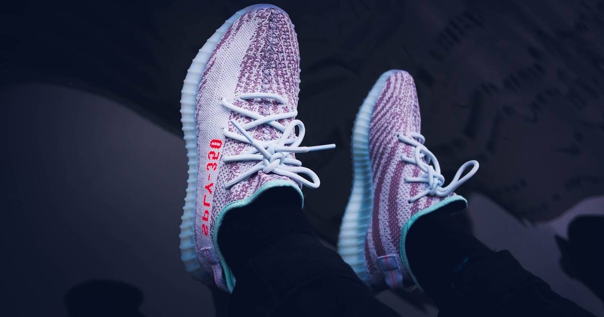 Flipboard: Große Füße: Diese Sneaker lassen sie sofort Große Füße: Diese Sneaker lassen sie sofort kleiner wirken