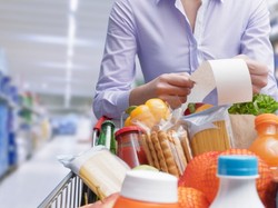 Minister finansów: Szczyt inflacji przypadł na luty. Od marca ceny powinny się ustabilizować