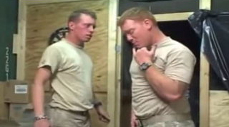 Katonák csörögnek a Lady Gaga-klip paródiájában