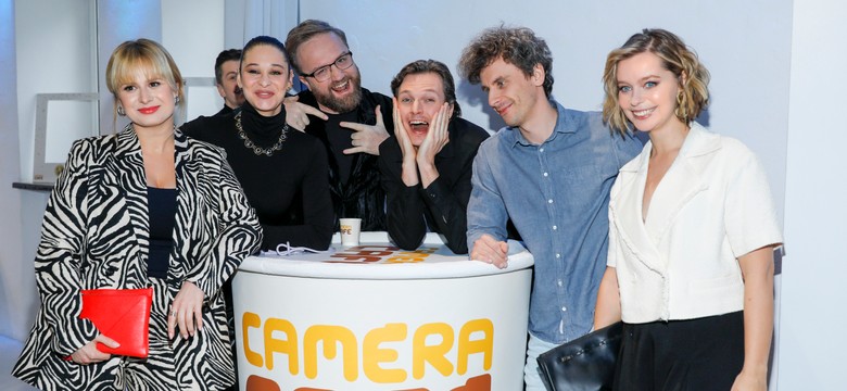 Kultowy sitcom "Camera Cafe" powraca. Dziś premiera. "20 lat temu to był powiew nowości"